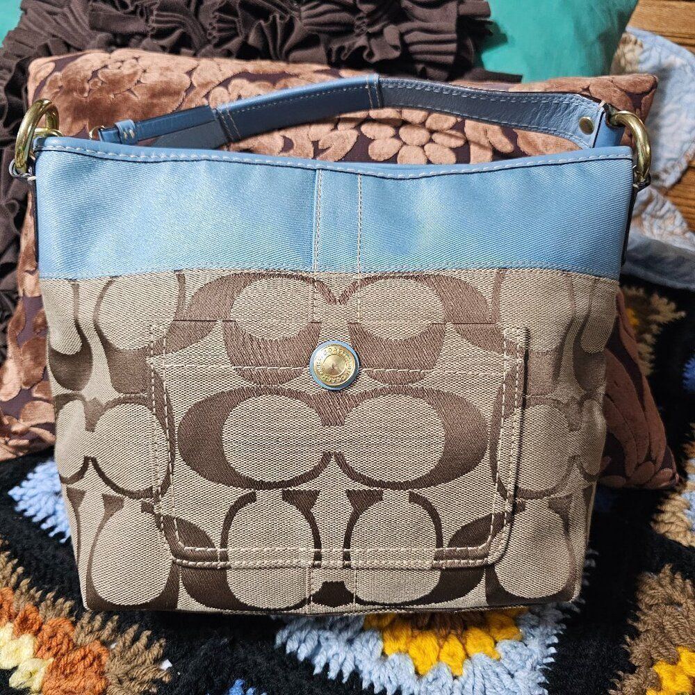 2007 Vintage Coach Y2K Shoulderbag Purse in Signature Monogram and Blue Canvas